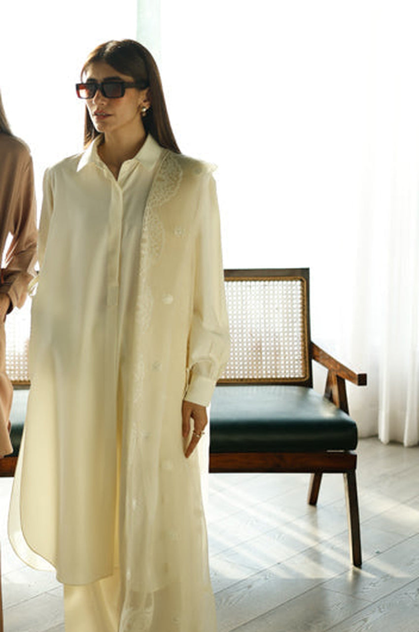 Ivory Reverie
